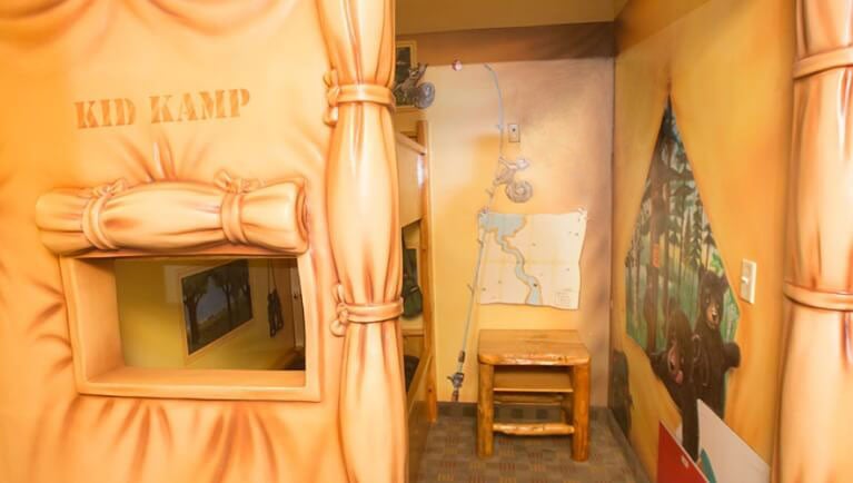 The bunk beds in the accessible KidKamp Suite 